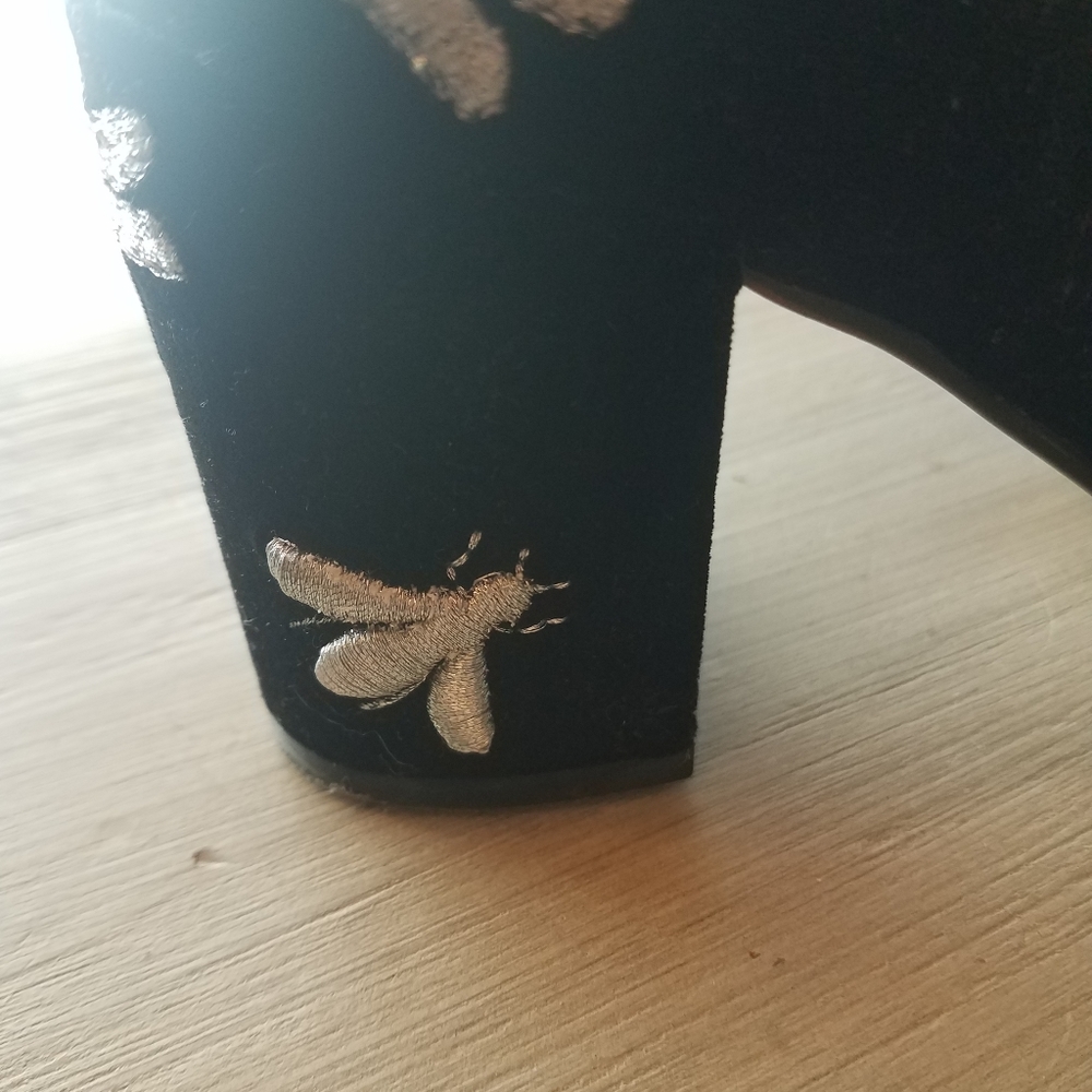 Boots - Picture 6 of 7